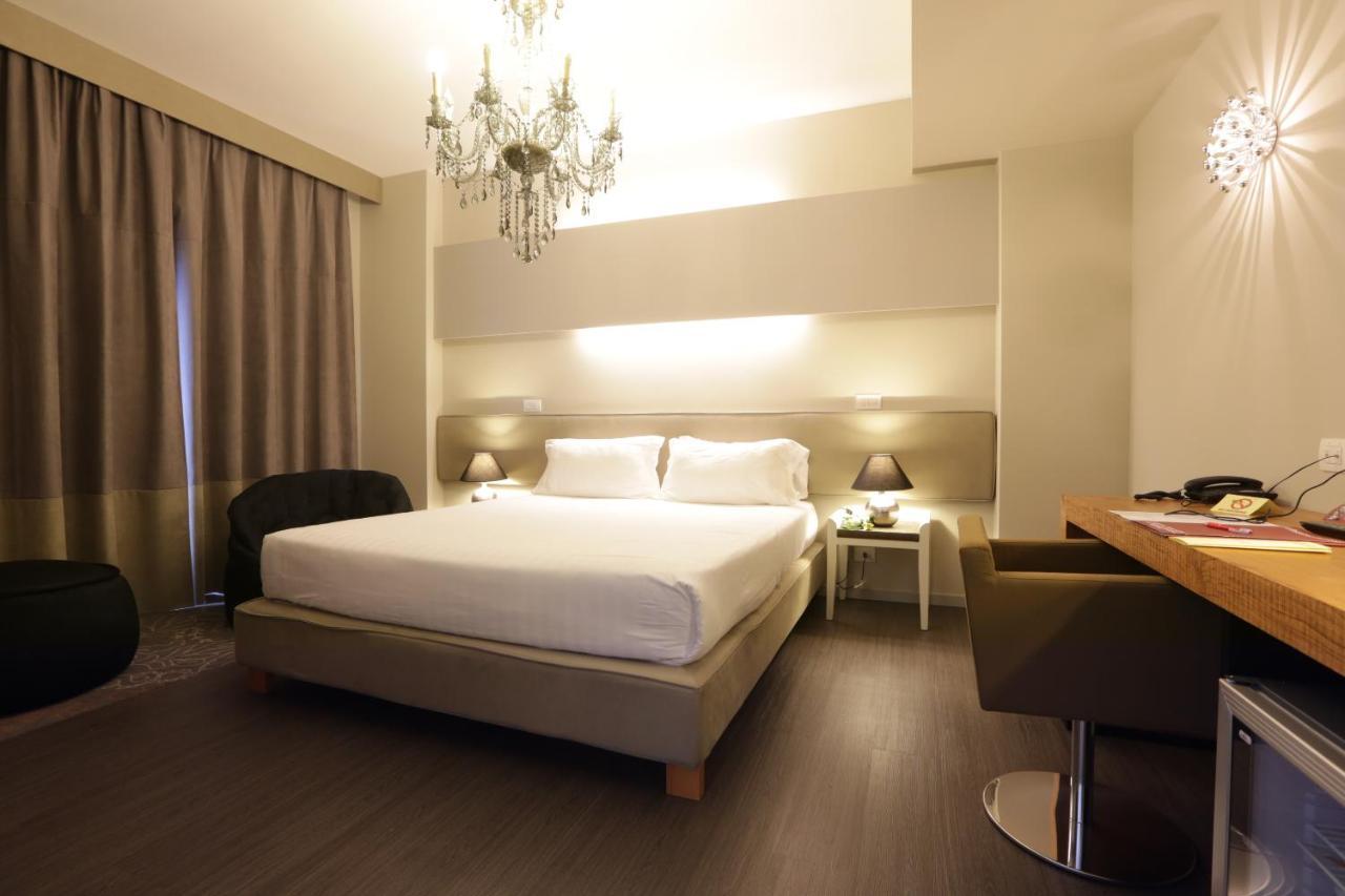 Admiral Park Hotel Τζόλα Πρεντόζα Εξωτερικό φωτογραφία