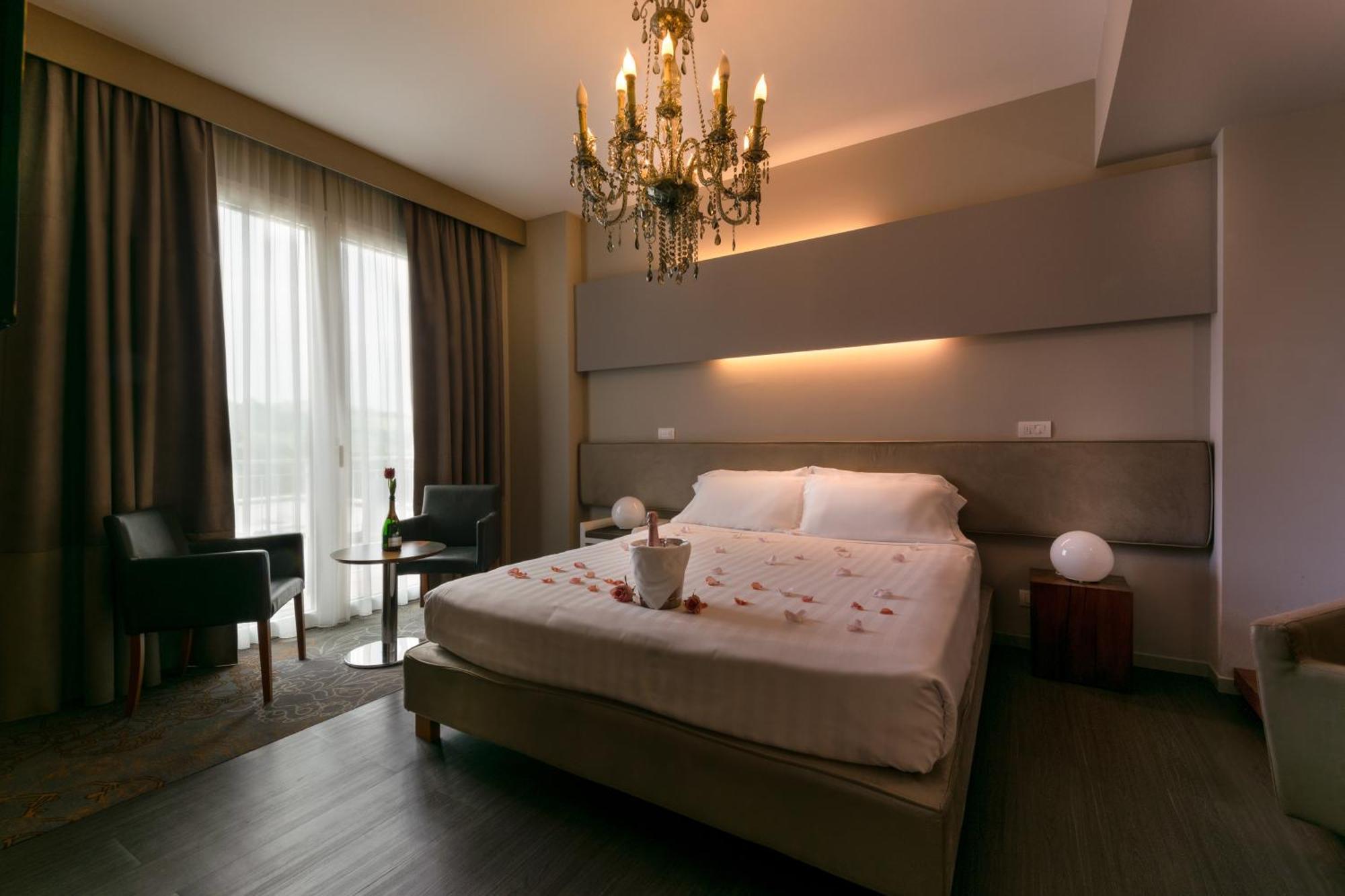 Admiral Park Hotel Τζόλα Πρεντόζα Εξωτερικό φωτογραφία